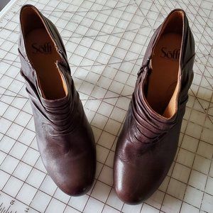 Sofft Women's Brown Leather Ankle Boots size 9.5